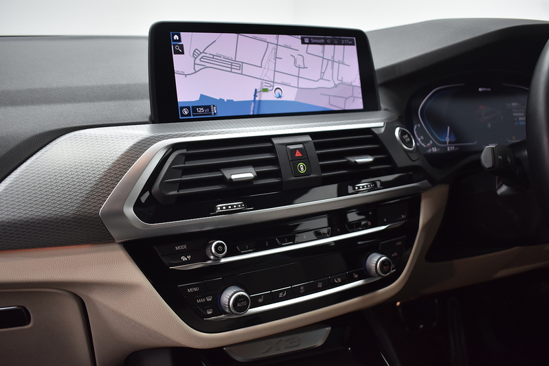 BMW X3 30e M Sport - U5996