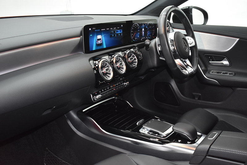 Mercedes-Benz A Class A35 AMG - U6001