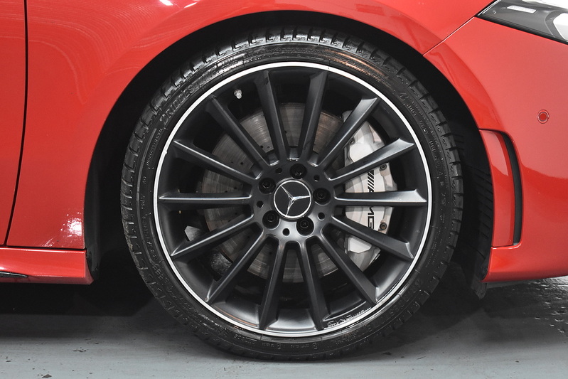 Mercedes-Benz A Class A35 AMG - U6001