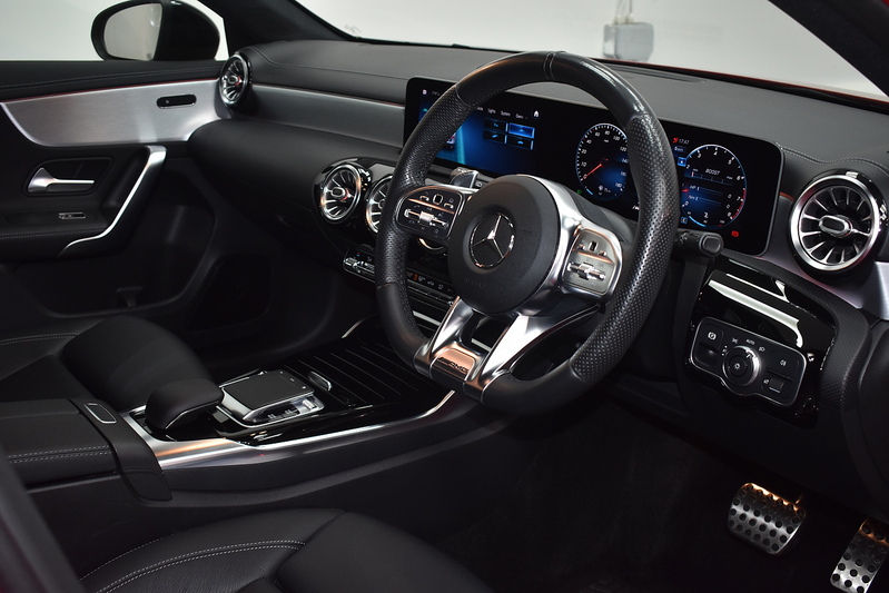 Mercedes-Benz A Class A35 AMG - U6001