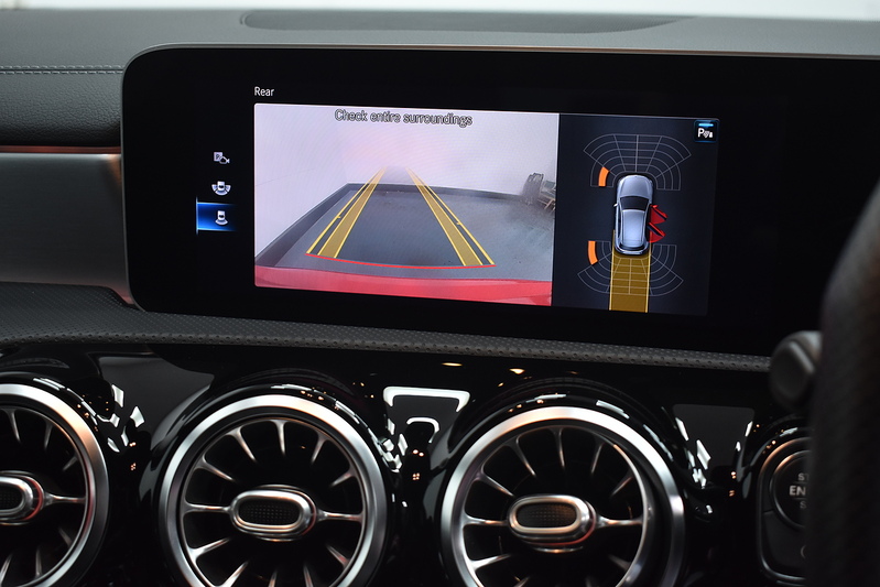 Mercedes-Benz A Class A35 AMG - U6001