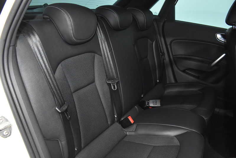 Audi A1 TFSI S line - U6002