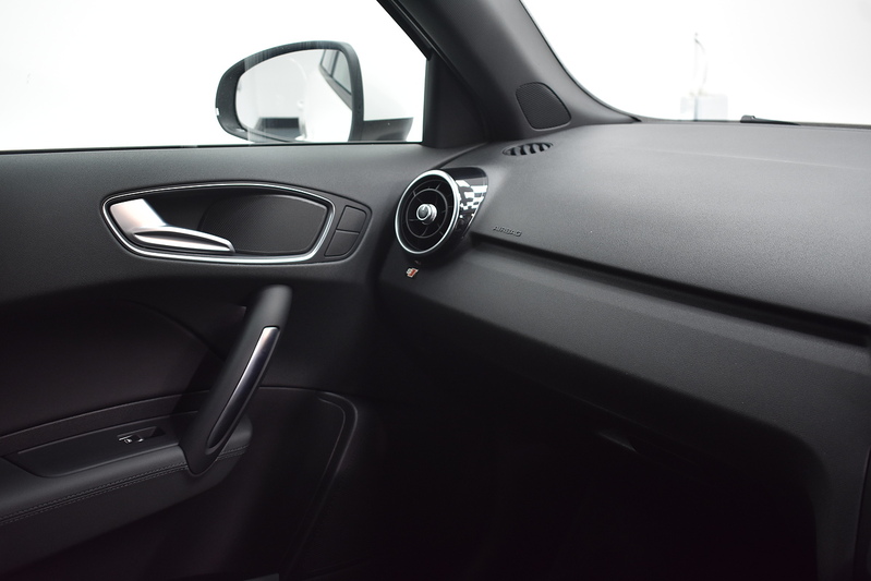 Audi A1 TFSI S line - U6002