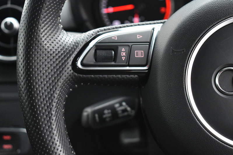 Audi A1 TFSI S line - U6002