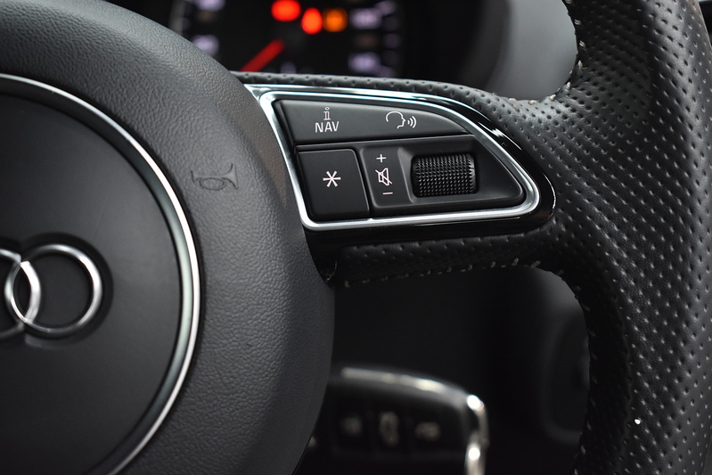 Audi A1 TFSI S line - U6002