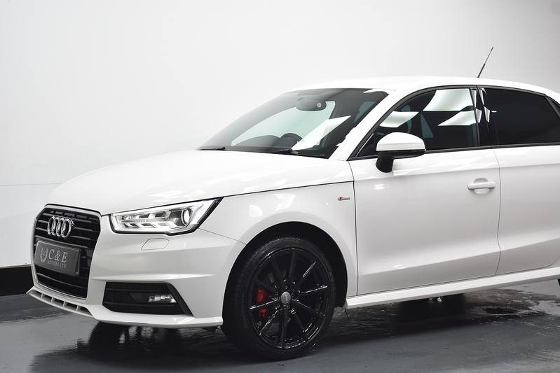 Audi A1 TFSI S line - U6002