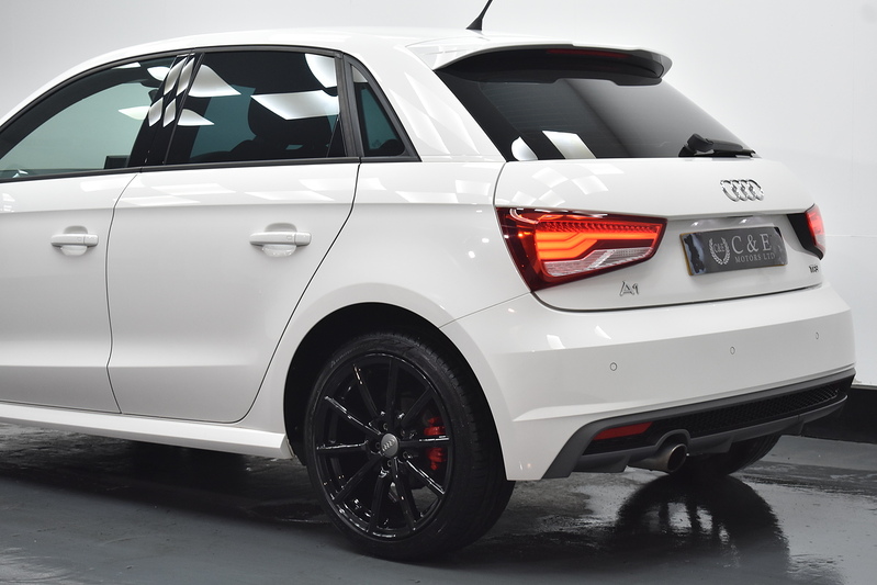 Audi A1 TFSI S line - U6002
