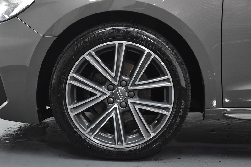 Audi A1 TFSI S line - U6008