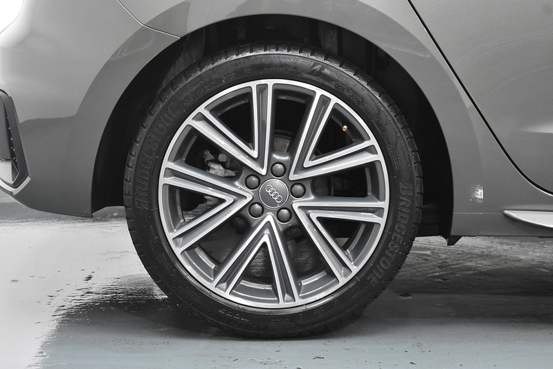 Audi A1 TFSI S line - U6008