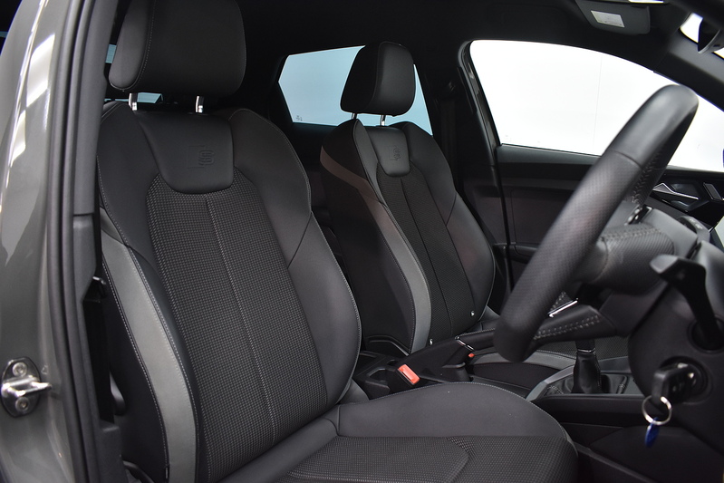 Audi A1 TFSI S line - U6008