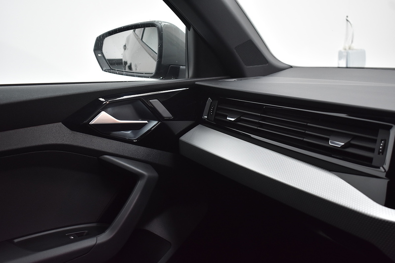 Audi A1 TFSI S line - U6008