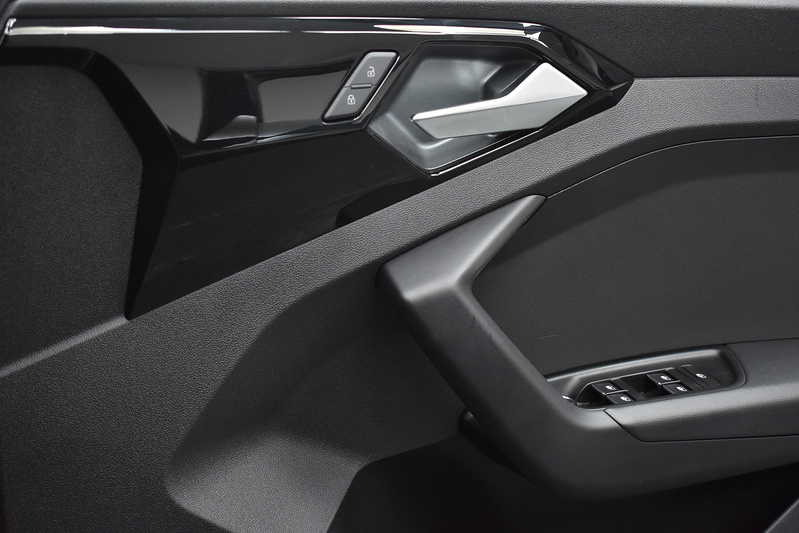 Audi A1 TFSI S line - U6008