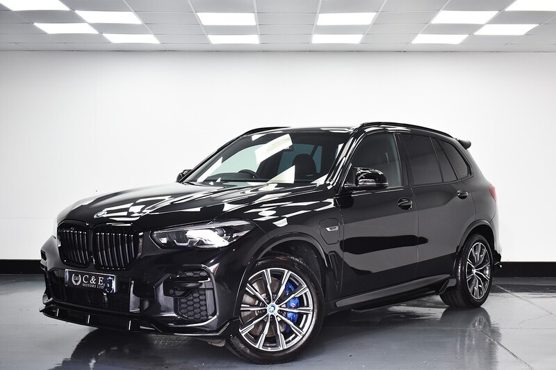 BMW X5 45e M Sport - U6009