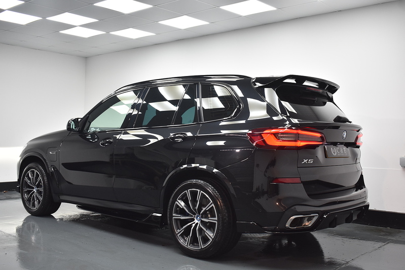 BMW X5 45e M Sport - U6009