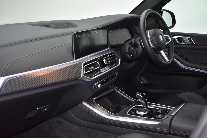 BMW X5 45e M Sport - U6009