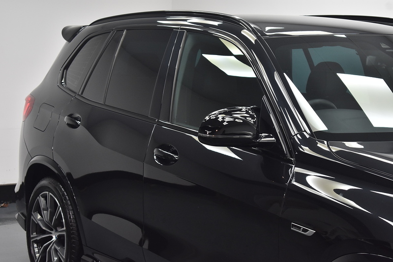 BMW X5 45e M Sport - U6009