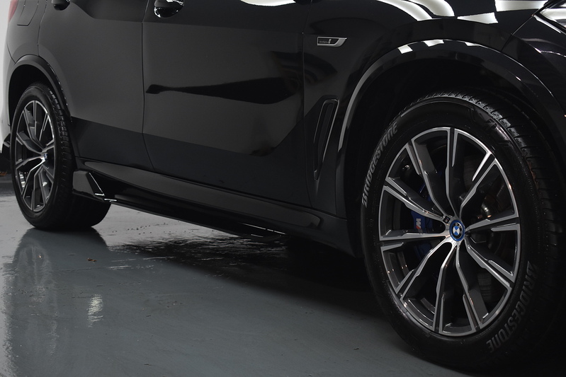 BMW X5 45e M Sport - U6009