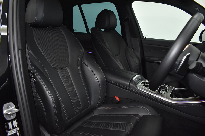 BMW X5 45e M Sport - U6009