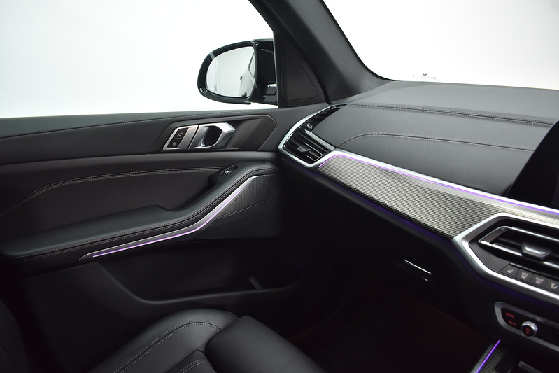 BMW X5 45e M Sport - U6009