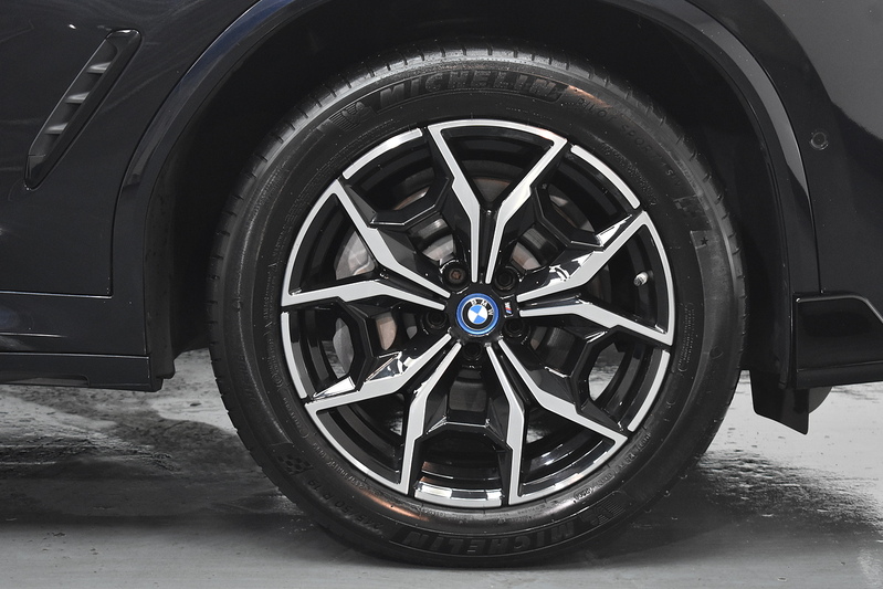 BMW X3 30e M Sport - U6010