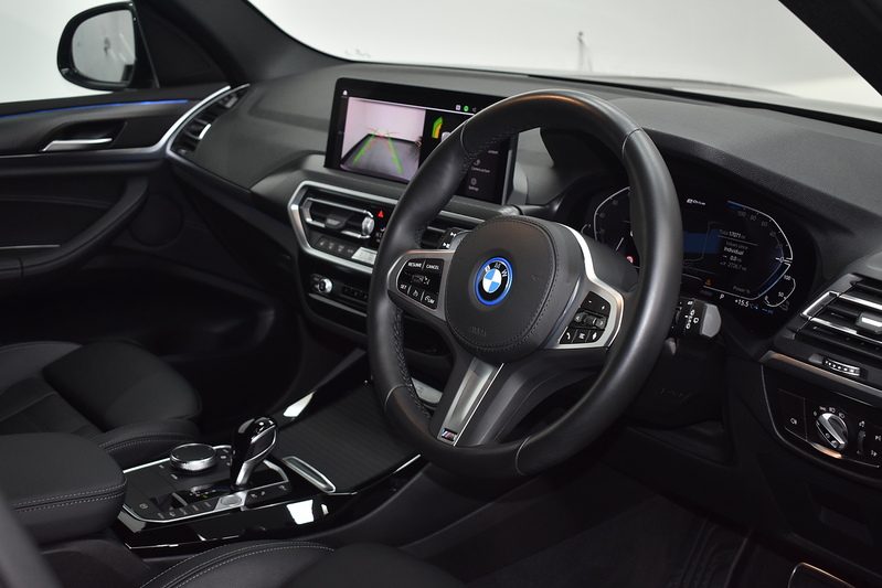 BMW X3 30e M Sport - U6010