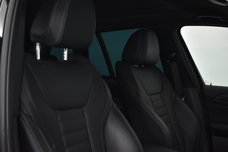 BMW X3 30e M Sport - U6010