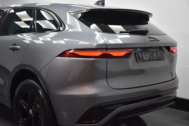 Jaguar F-PACE D200 MHEV R-Dynamic S - U6013