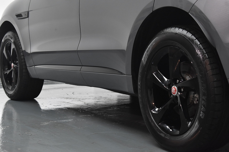 Jaguar F-PACE D200 MHEV R-Dynamic S - U6013