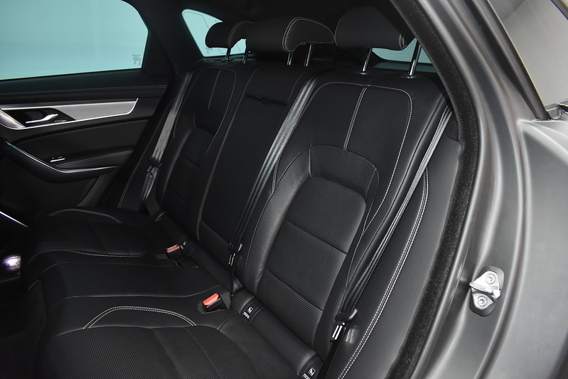 Jaguar F-PACE D200 MHEV R-Dynamic S - U6013