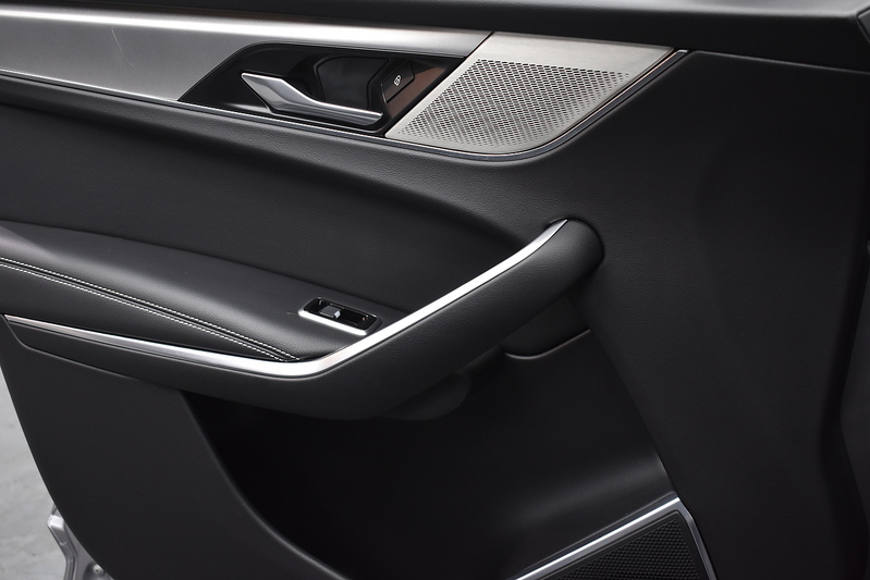 Jaguar F-PACE D200 MHEV R-Dynamic S - U6013