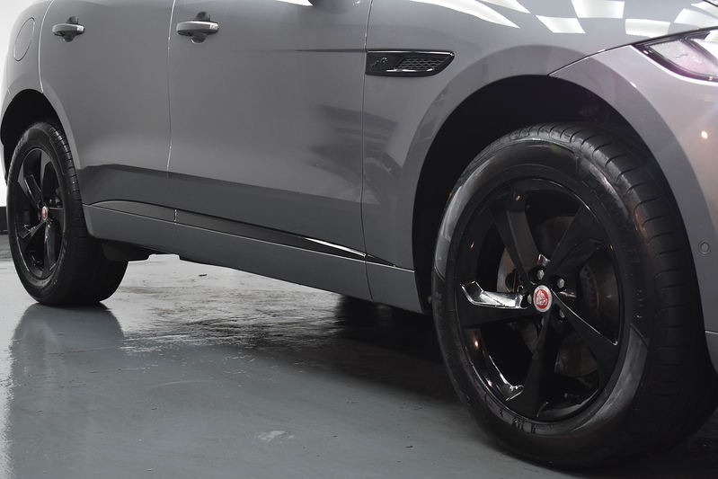 Jaguar F-PACE D200 MHEV R-Dynamic S - U6013