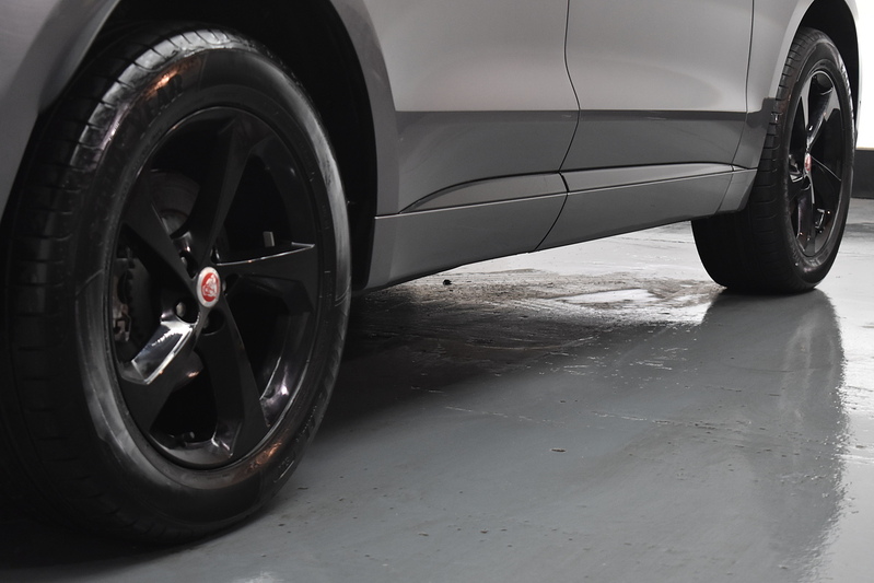 Jaguar F-PACE D200 MHEV R-Dynamic S - U6013