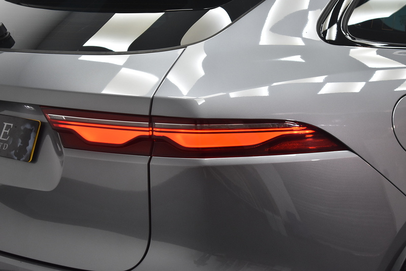 Jaguar F-PACE D200 MHEV R-Dynamic S - U6013