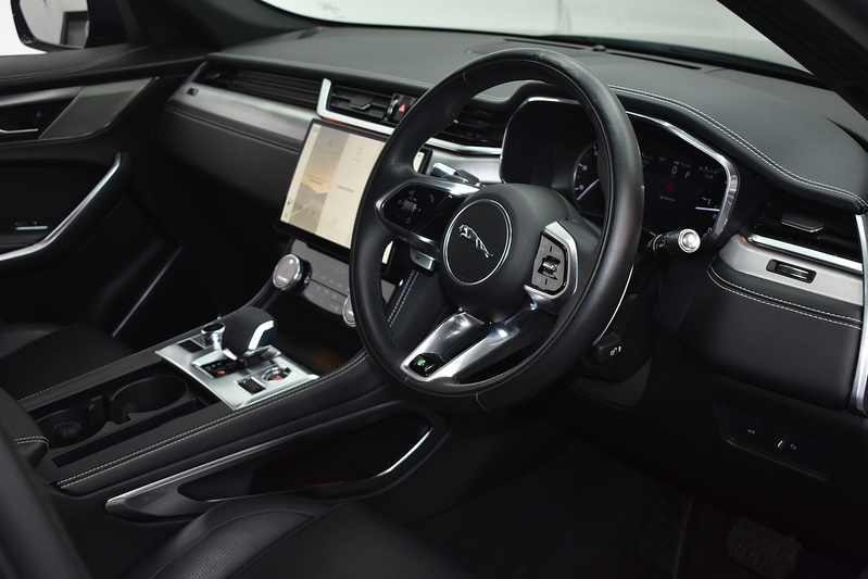 Jaguar F-PACE D200 MHEV R-Dynamic S - U6013