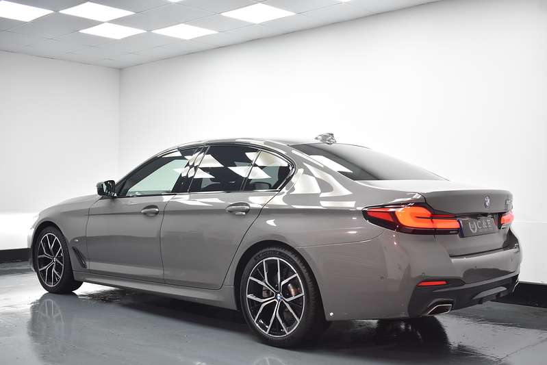 BMW 5 Series 520d MHT M Sport - U6014