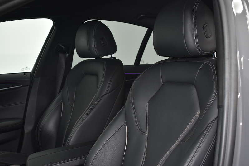 BMW 5 Series 520d MHT M Sport - U6014