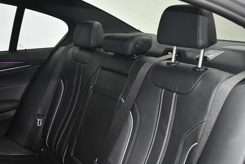 BMW 5 Series 520d MHT M Sport - U6014