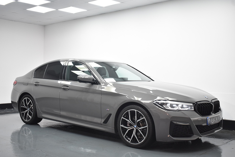BMW 5 Series 520d MHT M Sport - U6014