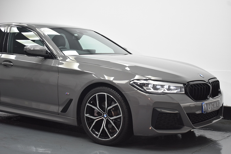 BMW 5 Series 520d MHT M Sport - U6014