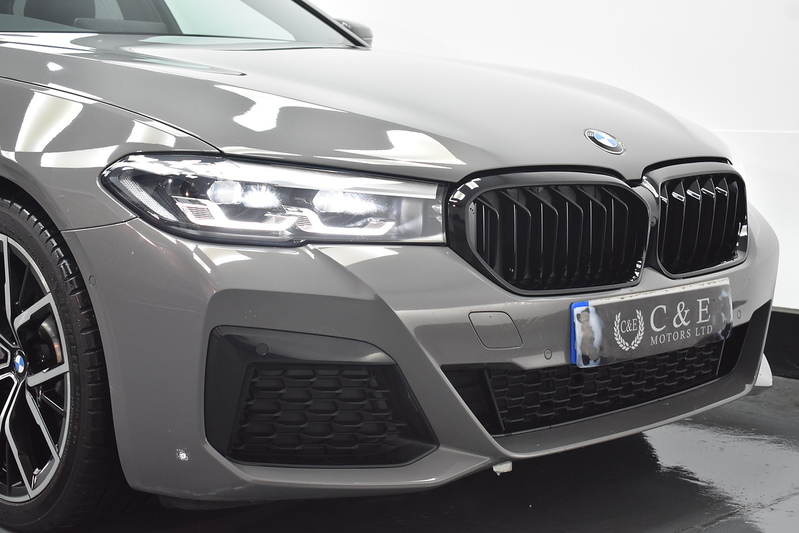 BMW 5 Series 520d MHT M Sport - U6014