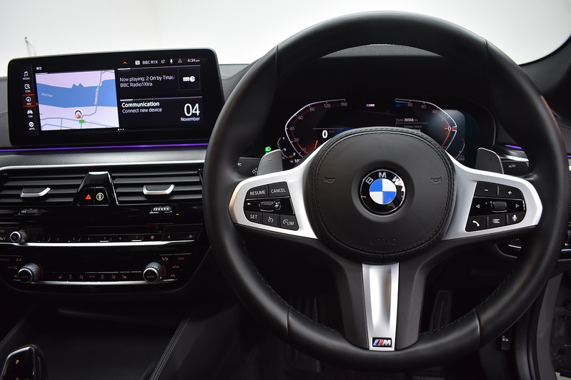 BMW 5 Series 520d MHT M Sport - U6014