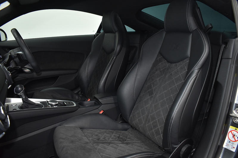 Audi TT TFSI S line - U6015