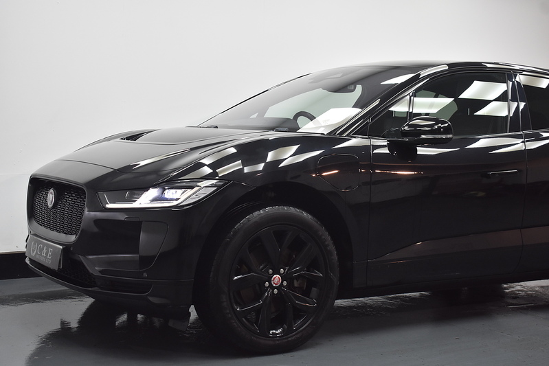 Jaguar I-PACE 400 Black - U6016