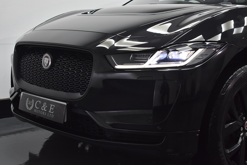 Jaguar I-PACE 400 Black - U6016