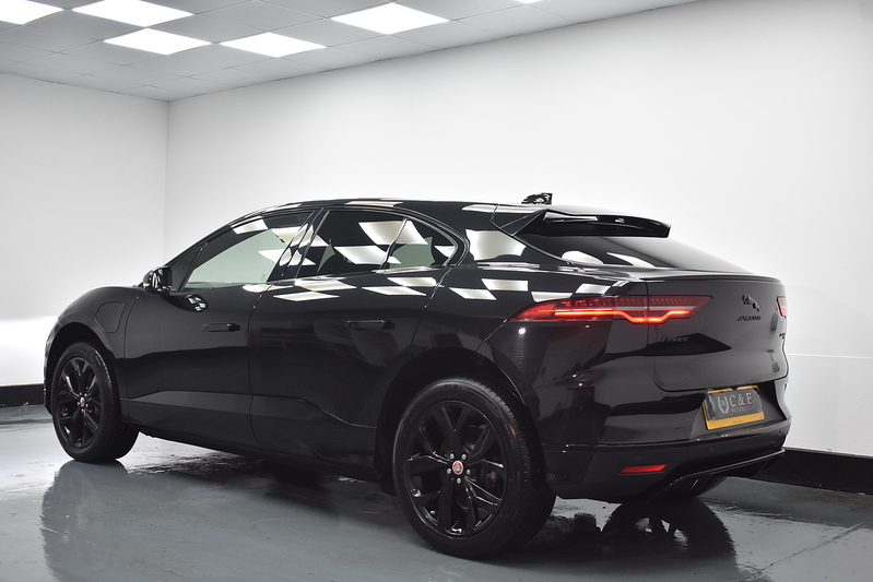 Jaguar I-PACE 400 Black - U6016