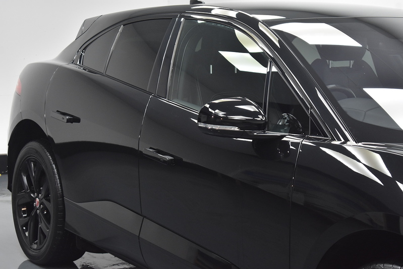 Jaguar I-PACE 400 Black - U6016