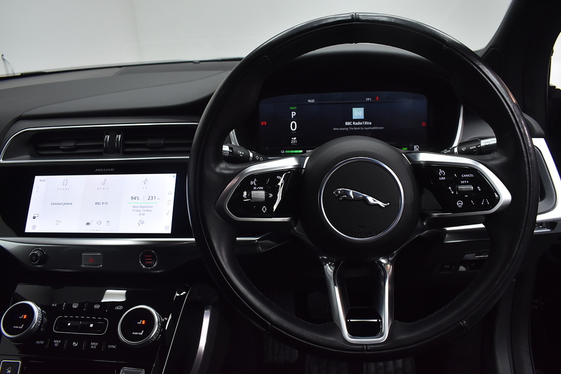 Jaguar I-PACE 400 Black - U6016