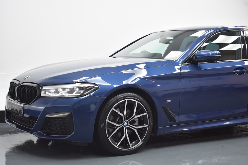 BMW 5 Series 520d MHT M Sport - U6023