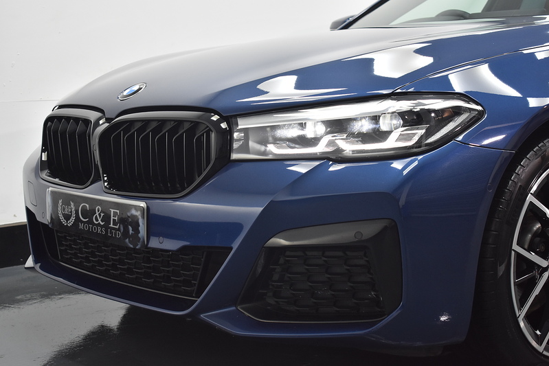 BMW 5 Series 520d MHT M Sport - U6023