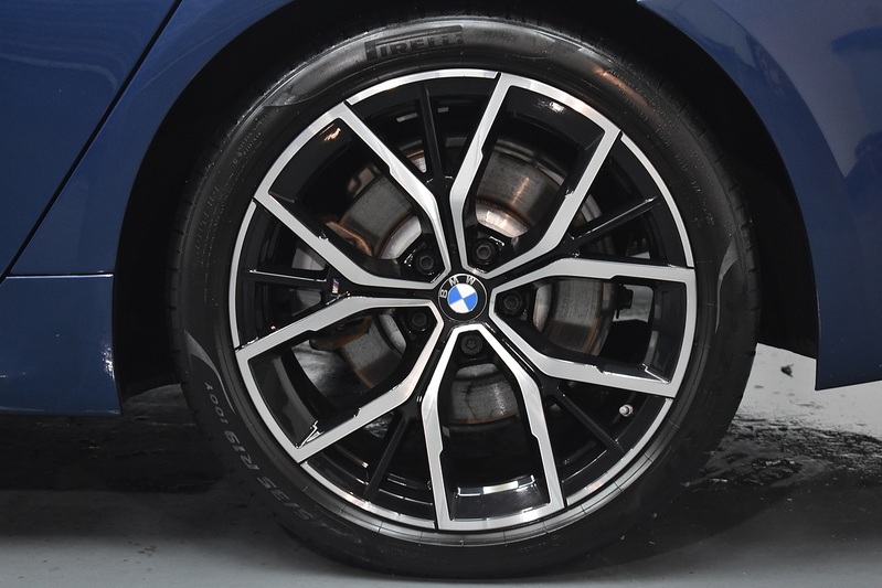 BMW 5 Series 520d MHT M Sport - U6023